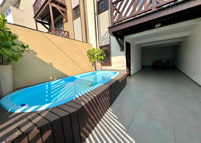 Lindo Sobrado A 250Mts Da Praia Mariscal Bombinhas Piscina 249-3