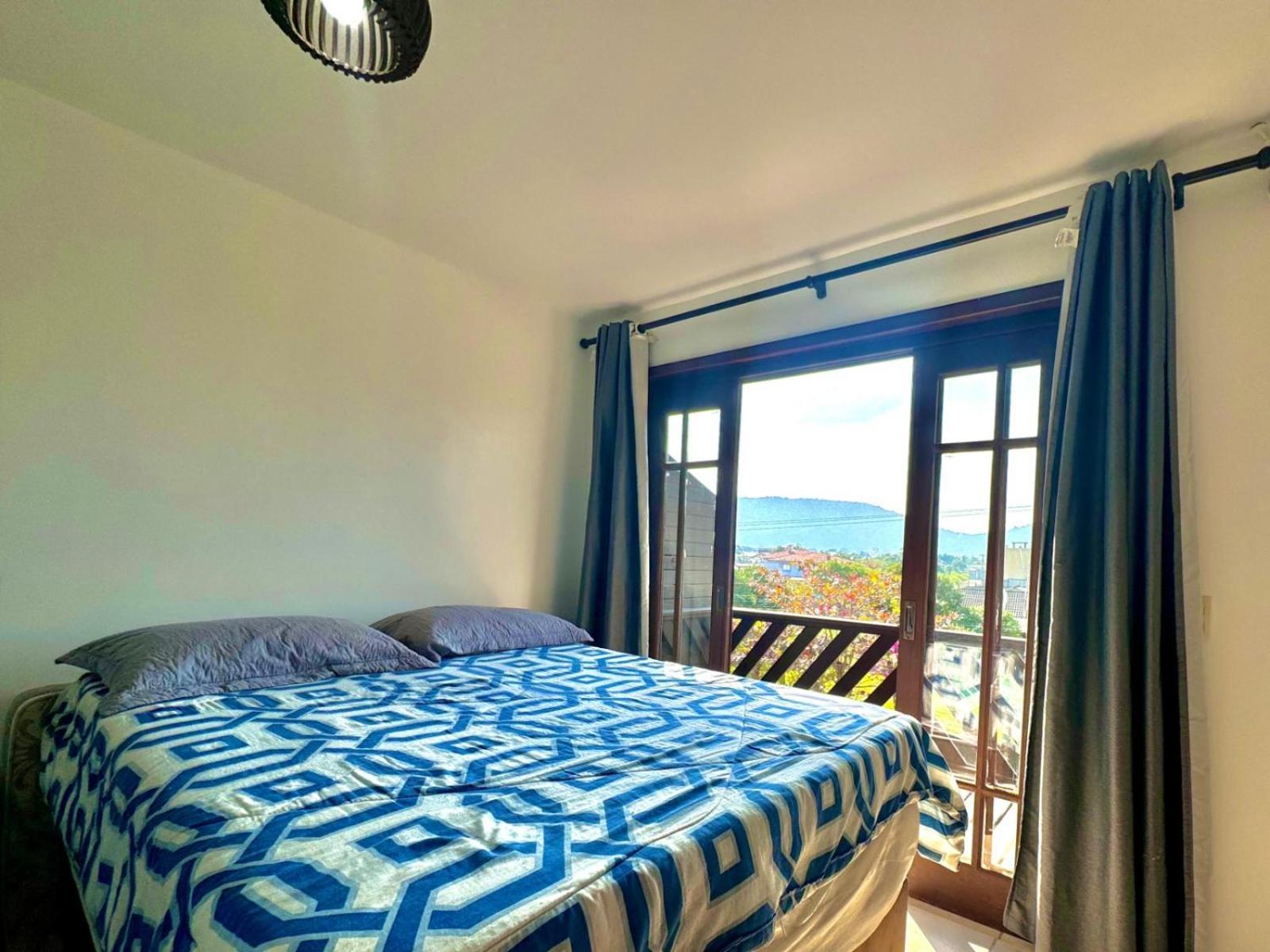 Lindo Sobrado A 250mts Da Mariscal Piscina 249-3 Holiday home
