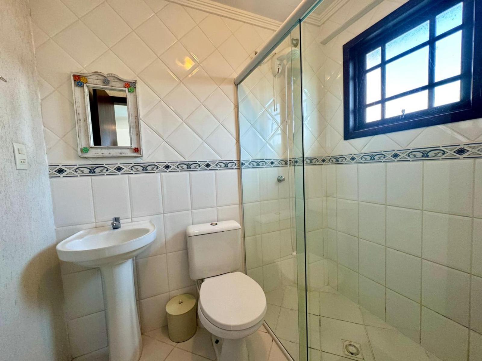 Lindo Sobrado A 250mts Da Mariscal Piscina 249-3 Holiday home Bombinhas