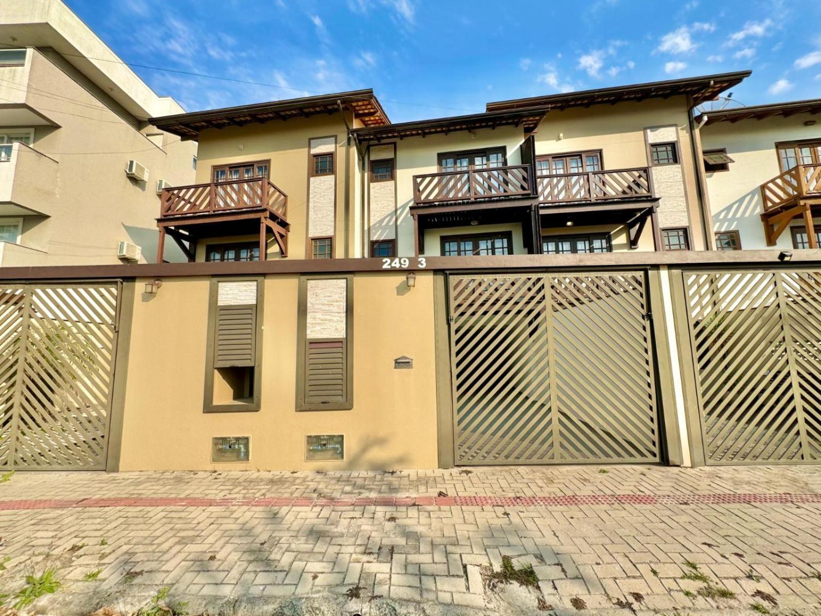 Holiday home Lindo Sobrado A 250mts Da Mariscal Piscina 249-3